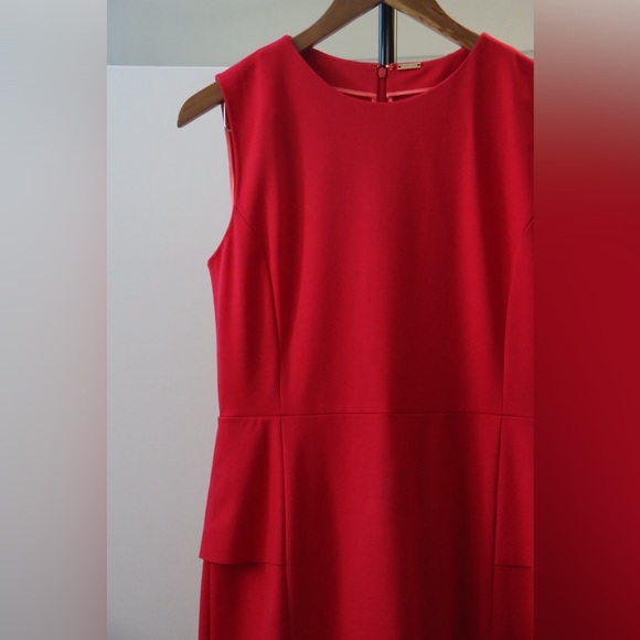 NWT Tulip Red/Pink Peplum Elle Tahari Judy Dress Size 10 - Picture 3 of 11